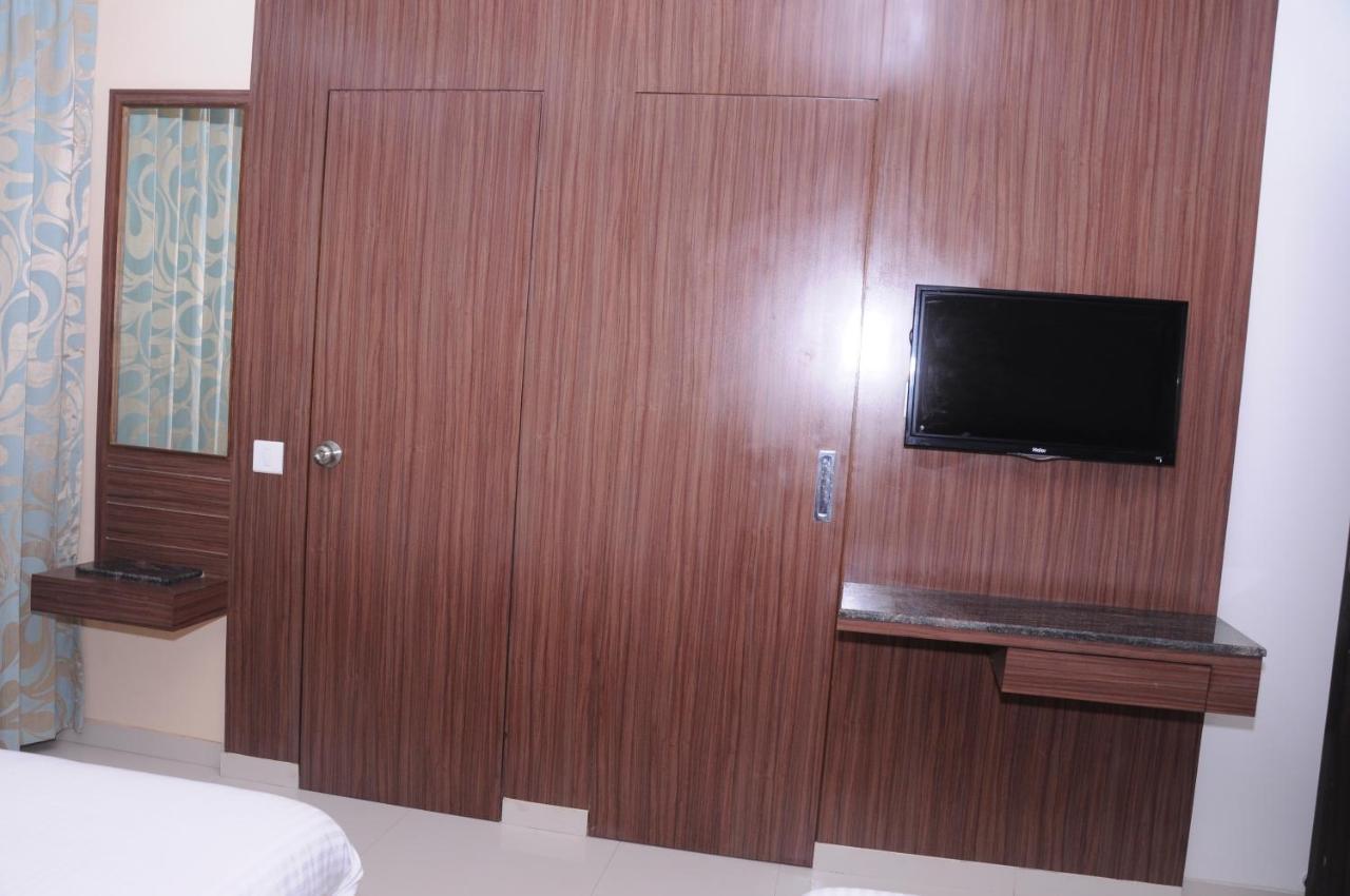 Hotel City Heart Shirdi Quarto foto