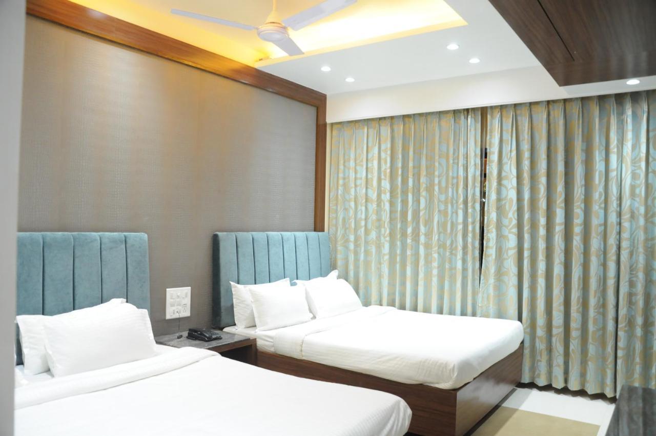 Hotel City Heart Shirdi Quarto foto