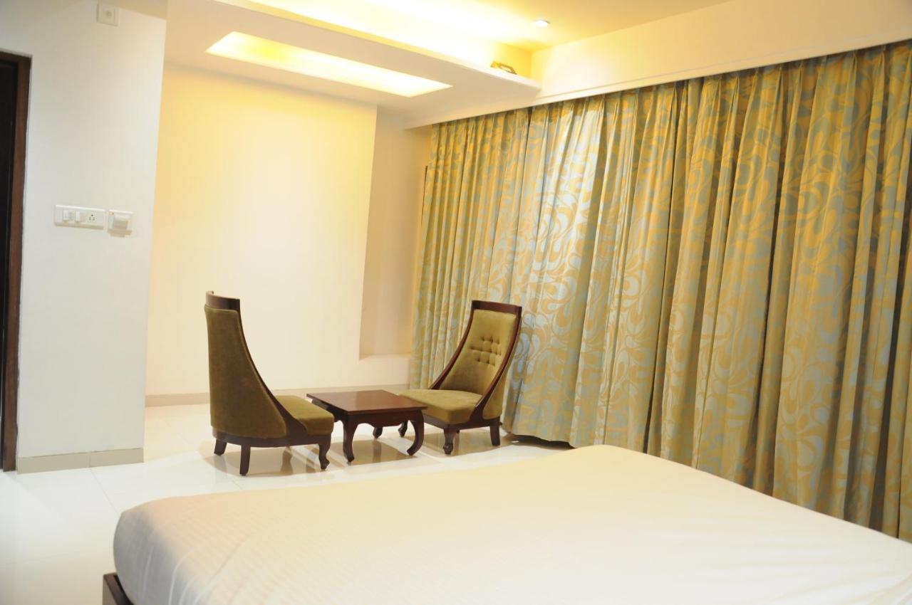 Hotel City Heart Shirdi Quarto foto