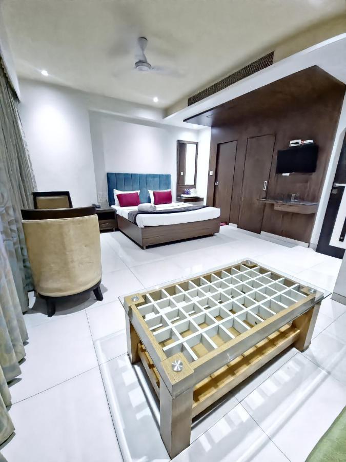 Hotel City Heart Shirdi Exterior foto