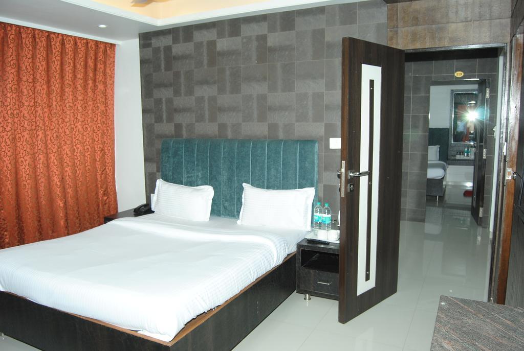 Hotel City Heart Shirdi Exterior foto