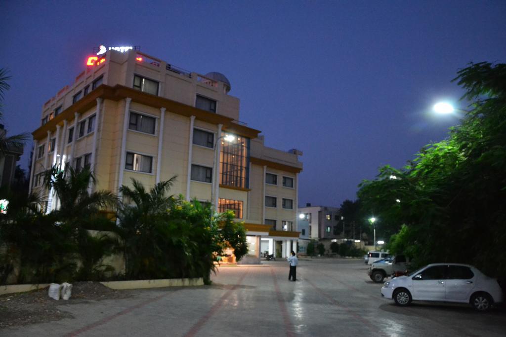 Hotel City Heart Shirdi Exterior foto